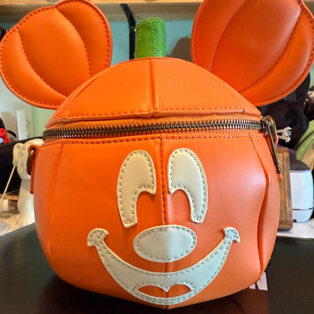 Mickey Jack-O-Lantern Crossbody Loungefly- Glow in the dark bag